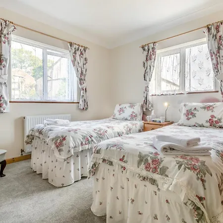 9 Bed In Trefa Mevagissey