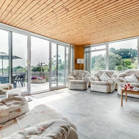 9 Bed In Trefa Mevagissey