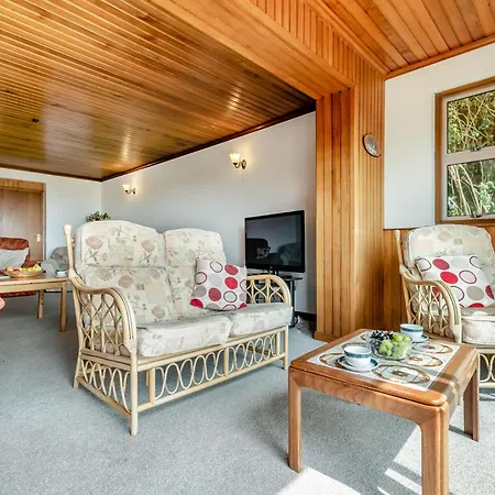 9 Bed In Trefa Holiday home